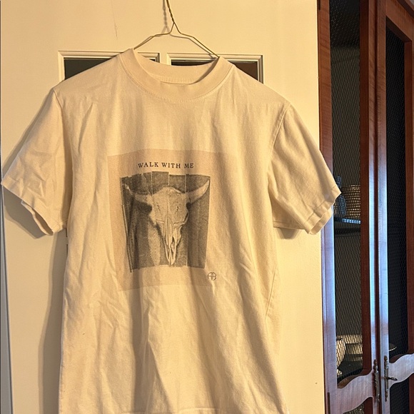 Cream Graphic T-Shirt - Picture 1 of 4